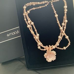 Pearl Flower 🌸 Necklace